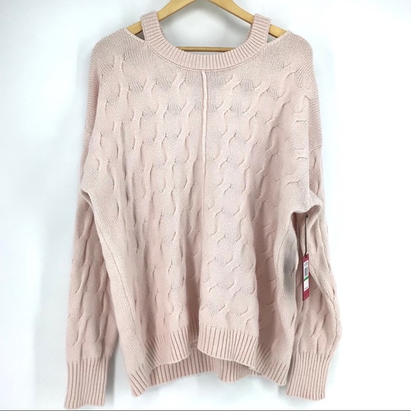 Vince Camuto Sweaters - Vince Camuto Hush Pink Keyhole Neck Cable Sweater